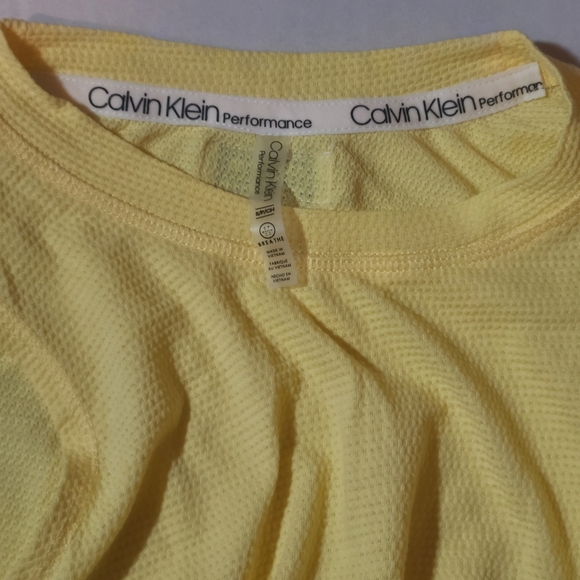 Calvin Klein Performance Yellow Sleeveless Women's Top Small Runched Sides NWT - Picture 4 of 9